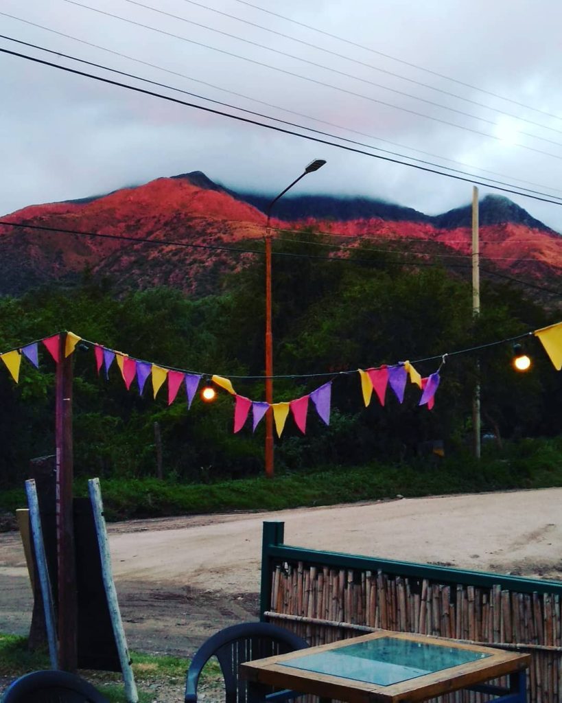 101239911_683286308903275_5136653724126494660_n